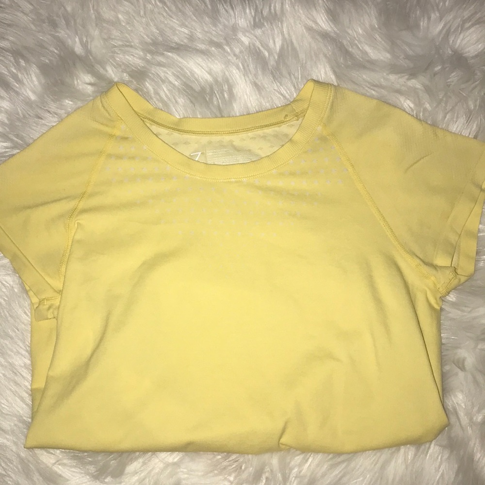 NEVER WORN yellow workout tee